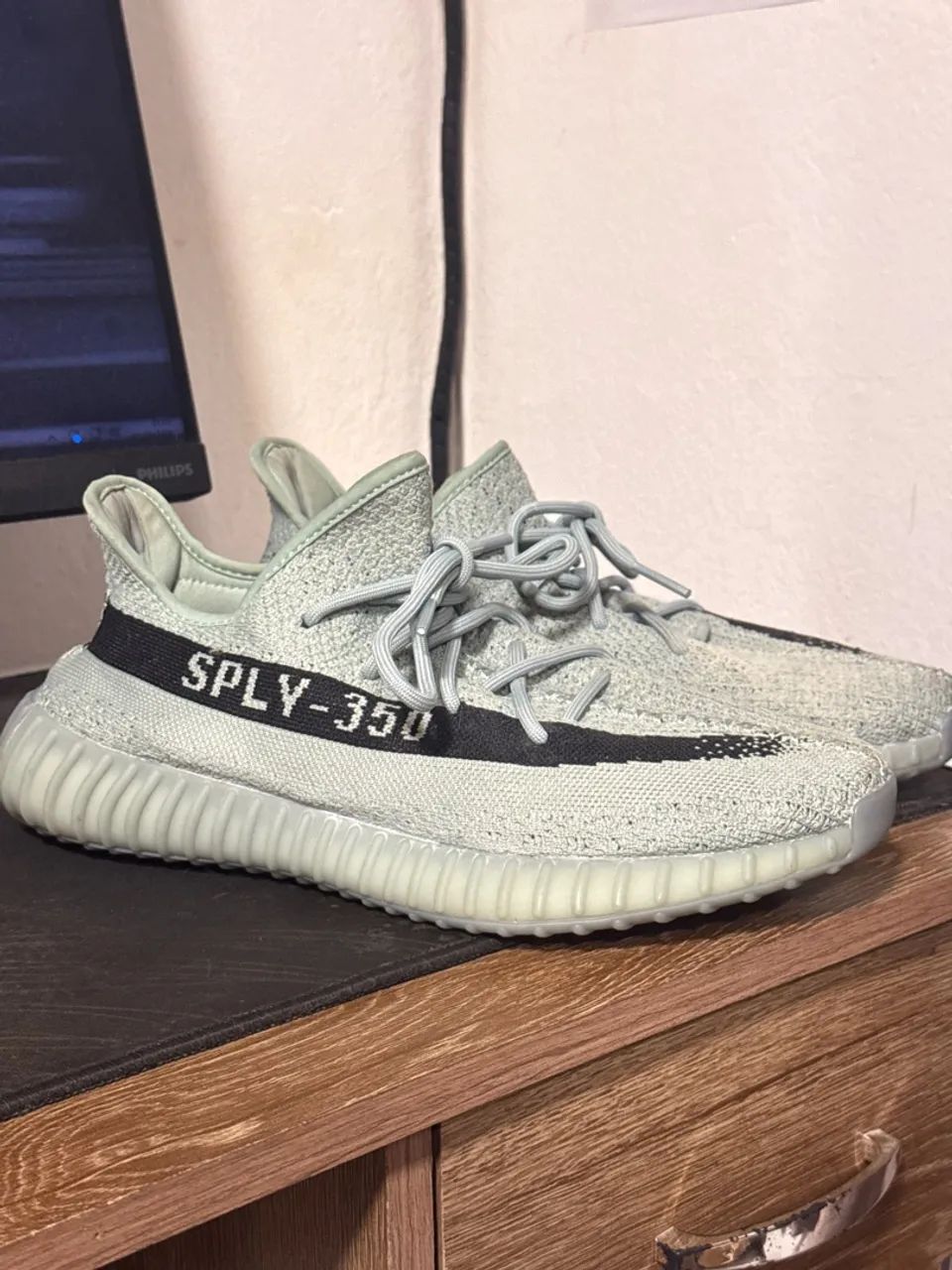 Tênis Yeezy Boost 350 V2 Salt Verde
