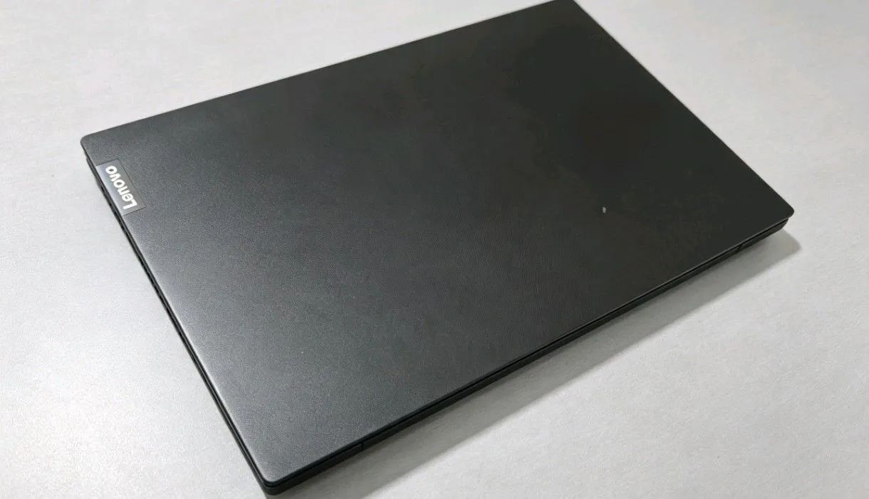 Notebook  - Foto 2
