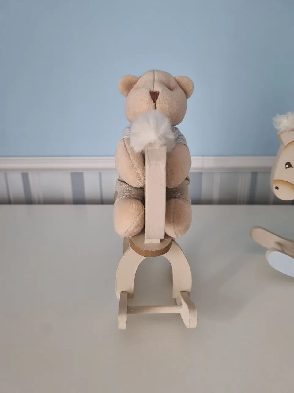 Cavalinhos de balanço com ursinhos,  decoração quarto infantil - Foto 4