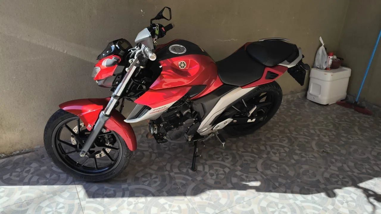 Fz25  - Foto 5