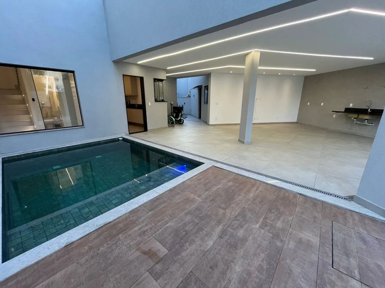 Duplex para venda com 545 metros quadrados com 4 quartos - Foto 3