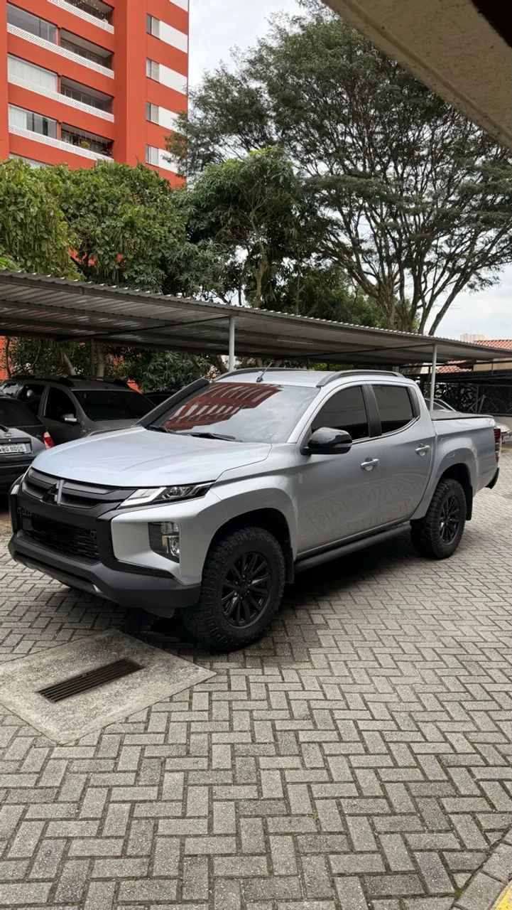 Mitsubishi L200 L200 Triton Sport HPE 2.4 CD Diesel Aut. 2024