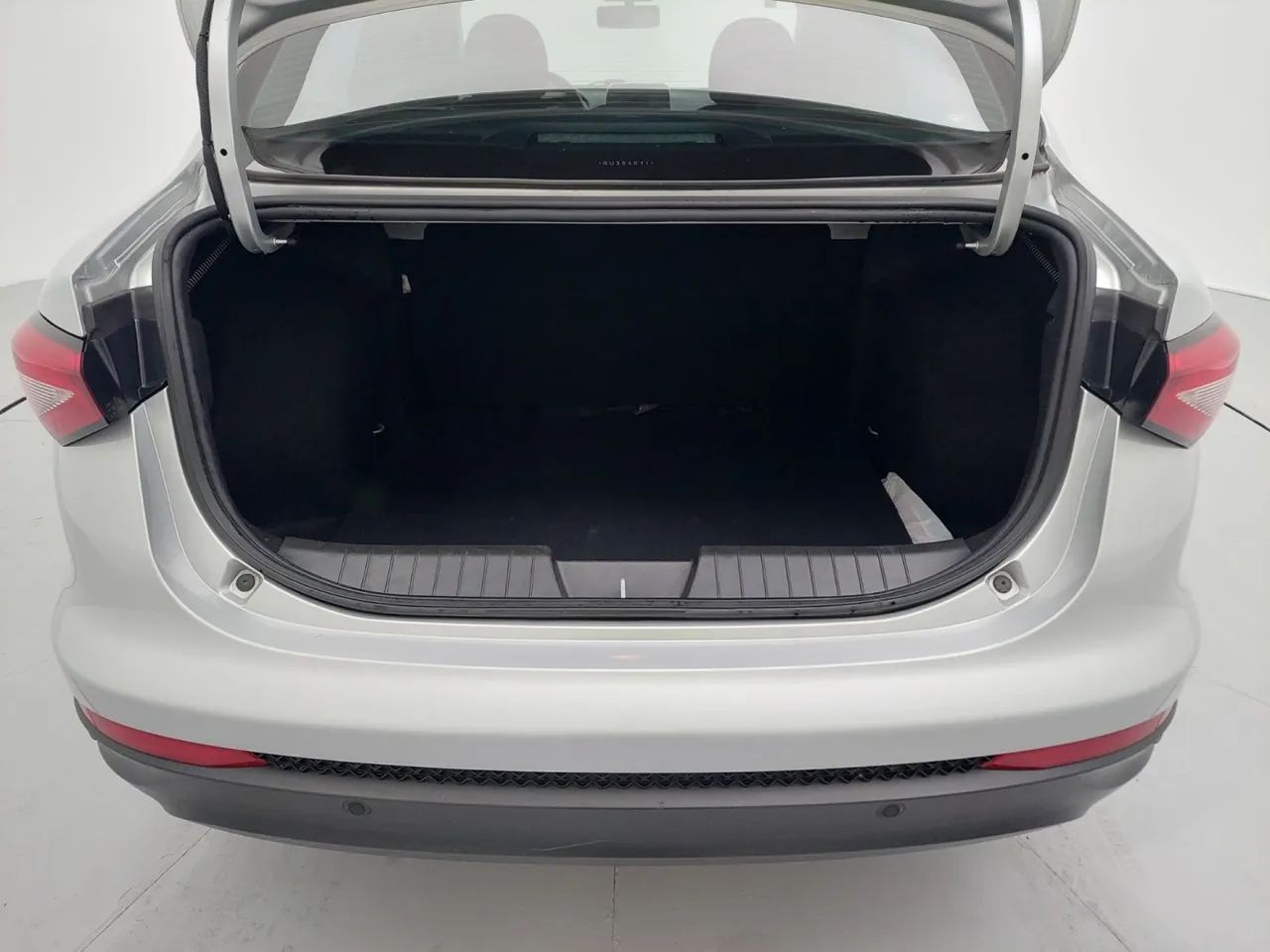 Fiat Cronos DRIVE 1.3 8V Flex, foto 9 de 18