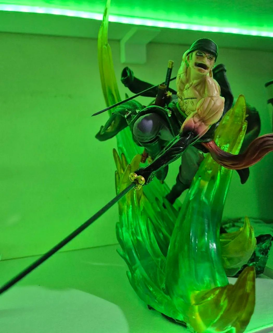 Action Figure Roronoa Zoro  - Foto 4