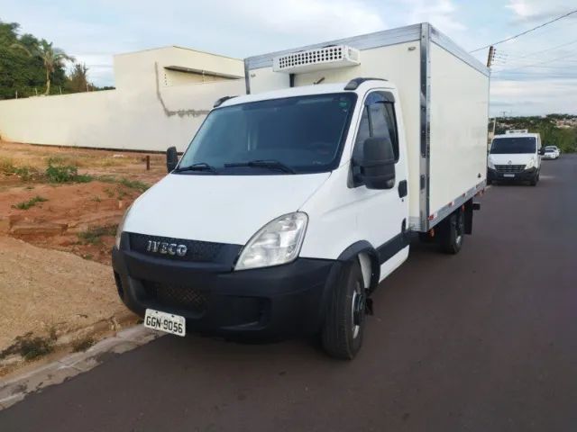 Iveco Daily DAILY CHASSI 35S14 2p (dies.)(E5) 2015