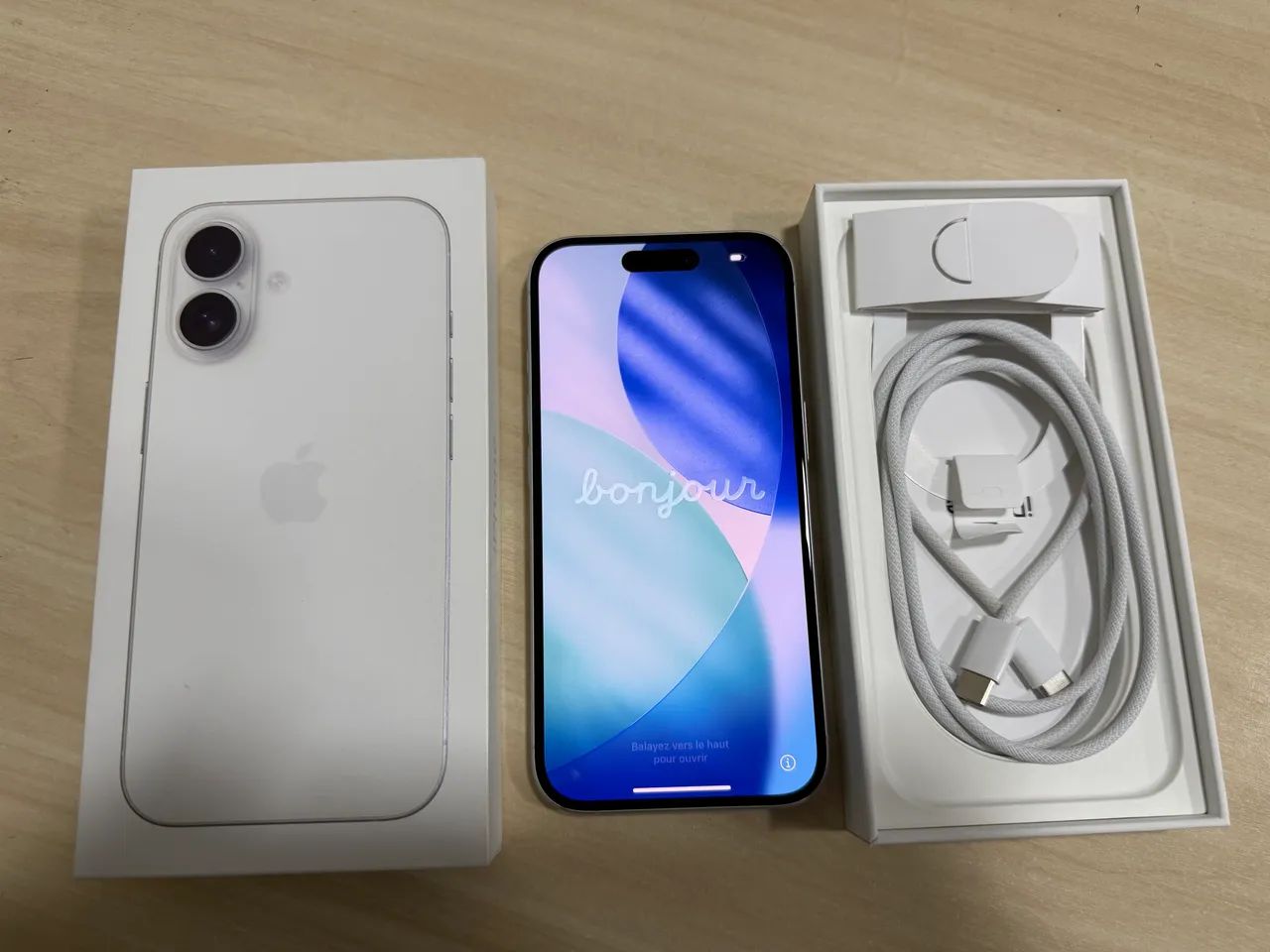 iPhone 16 - 128gb - Branco - Completo (Caixa, cabo e NF) - Foto 3