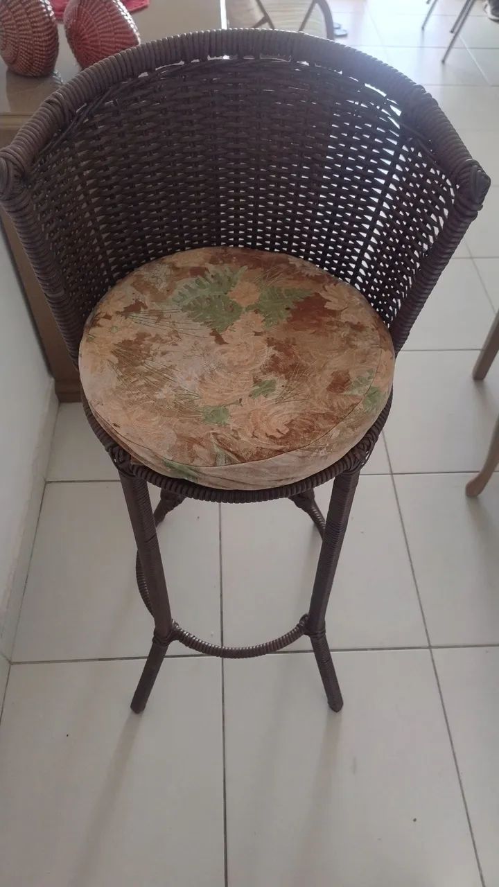Vendo 3 banquetas 