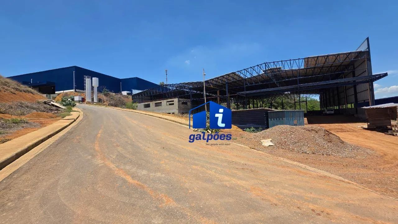 Galpão com 4300 m² no Jardim Encantado - São José da Lapa/MG