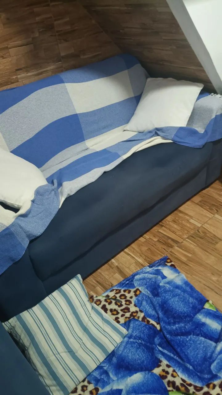 Vendo sofá 2 e 3 lugares em estado de novo