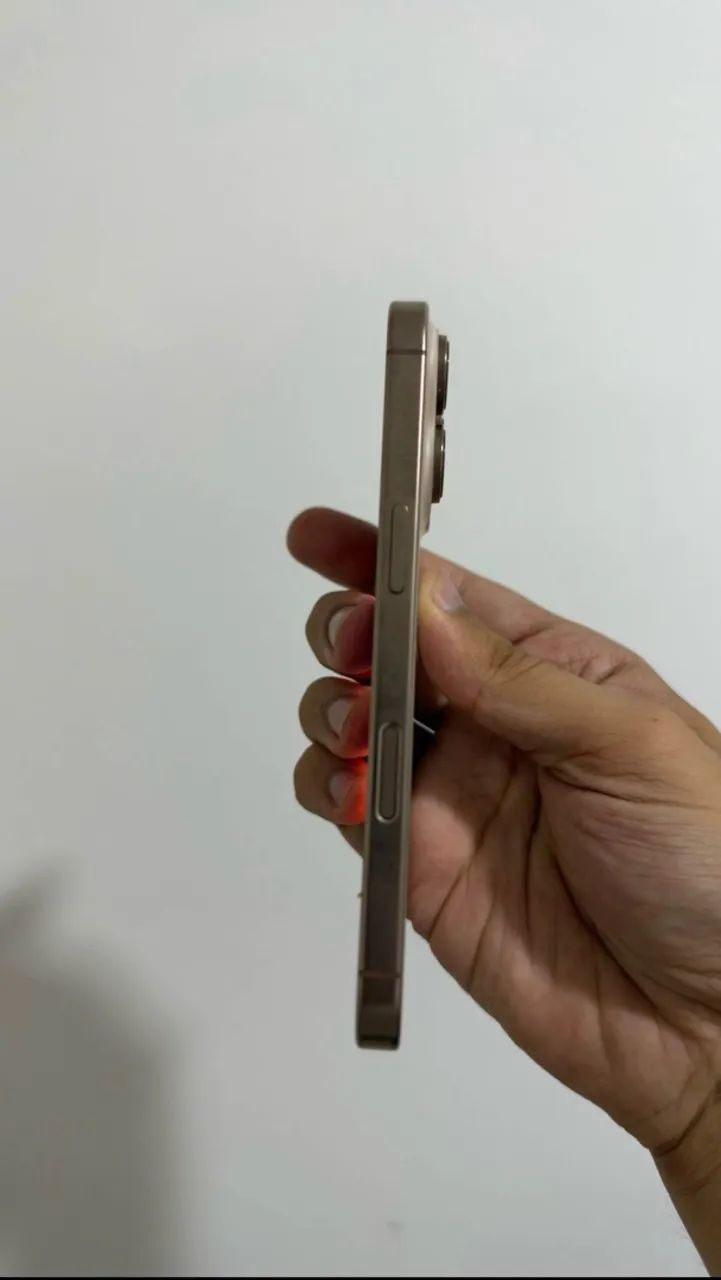 VENDO IPHONE 16 PRO 128GB  - Foto 2
