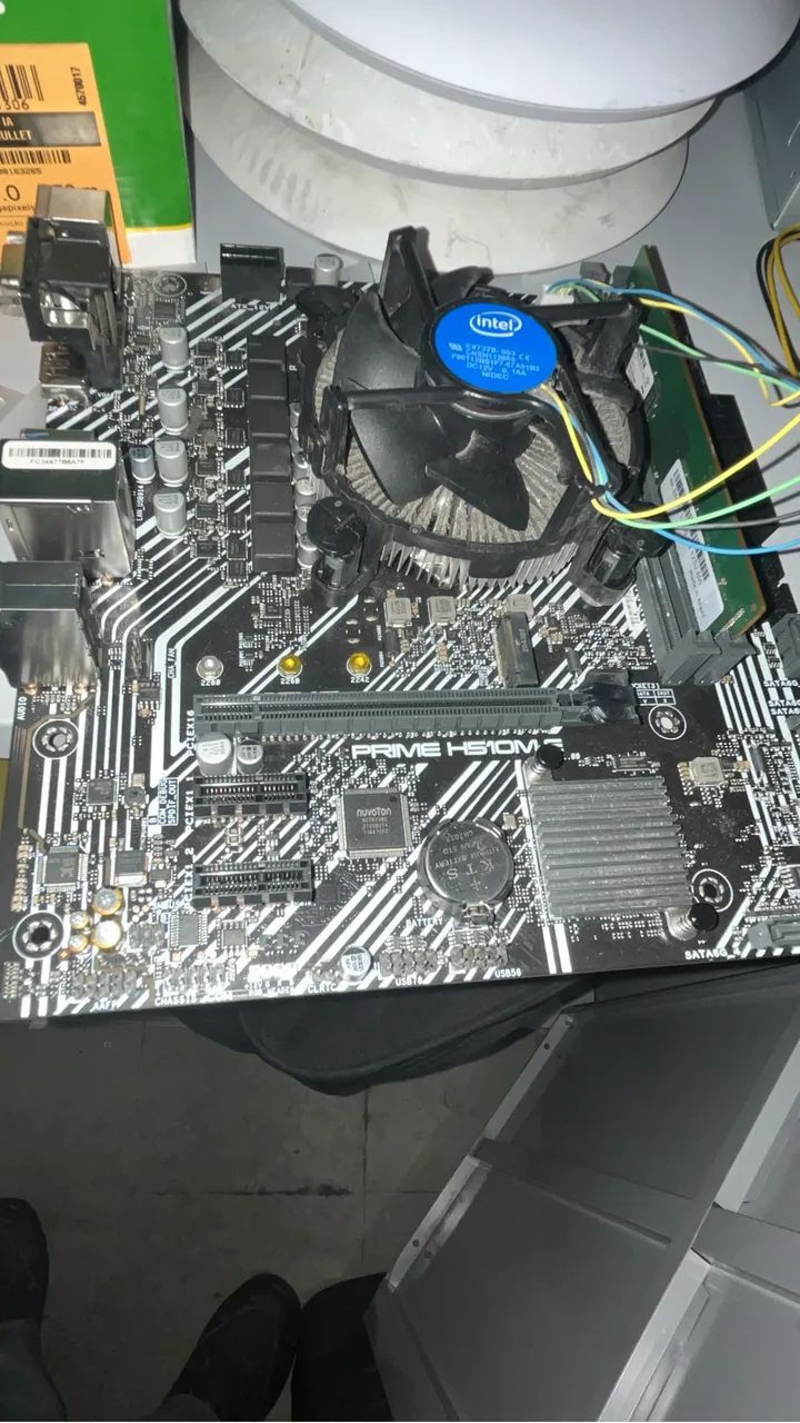 Kit i5 10 geração com 8 gb de memória 