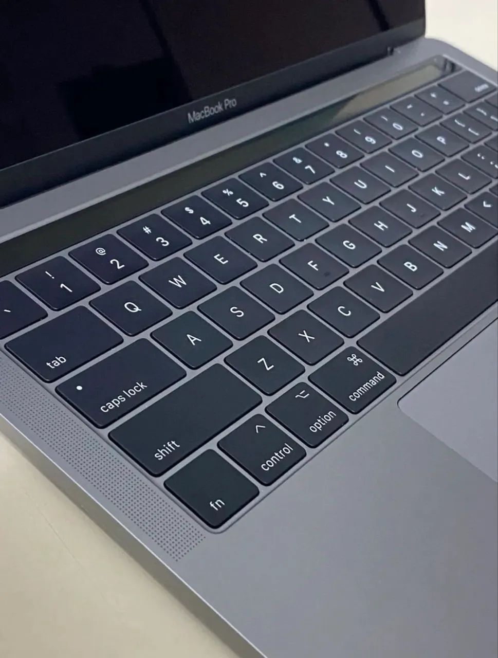 Macbook Pro 2017 - Foto 2