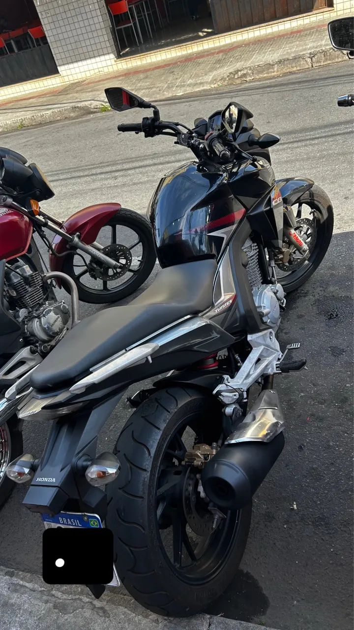 CB TWISTER 250 2018 - Foto 4