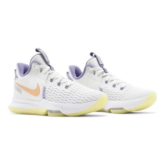 Nike LeBron Witness 5