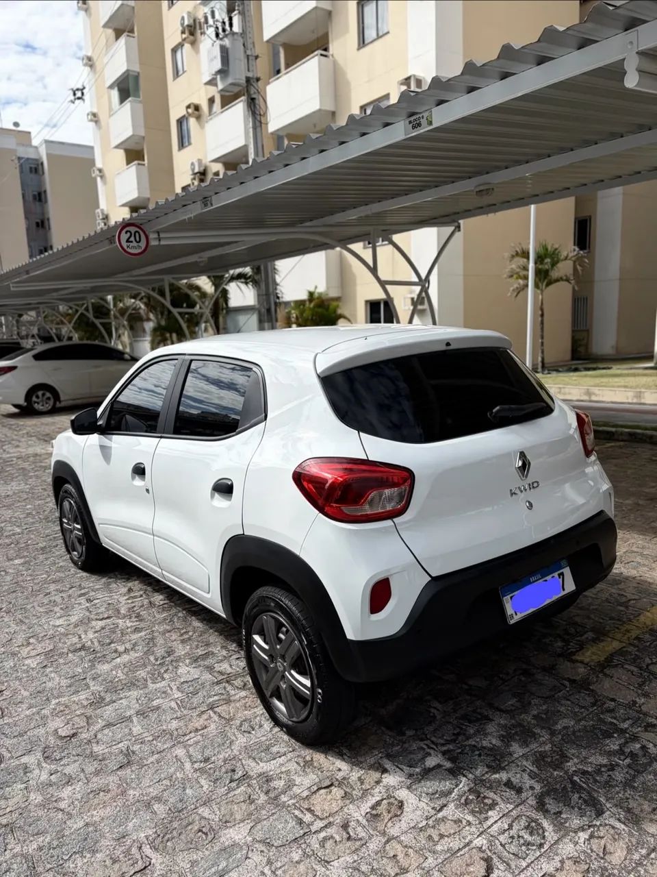 Renault Kwid Zen 1.0 Flex 12V 5P Mec. 2023 - Foto 3