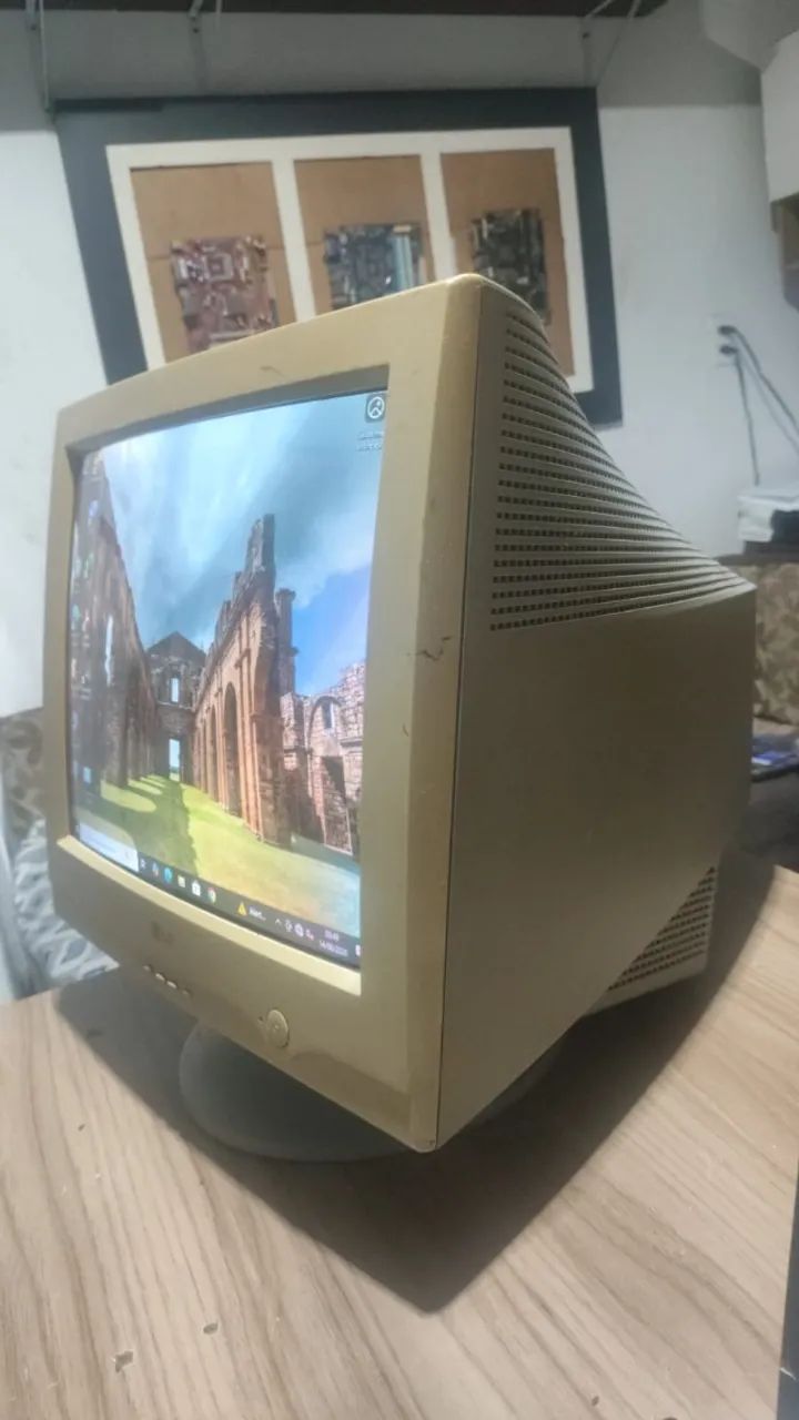 Monitor Antigo de Tubo Lg 710e - Foto 2