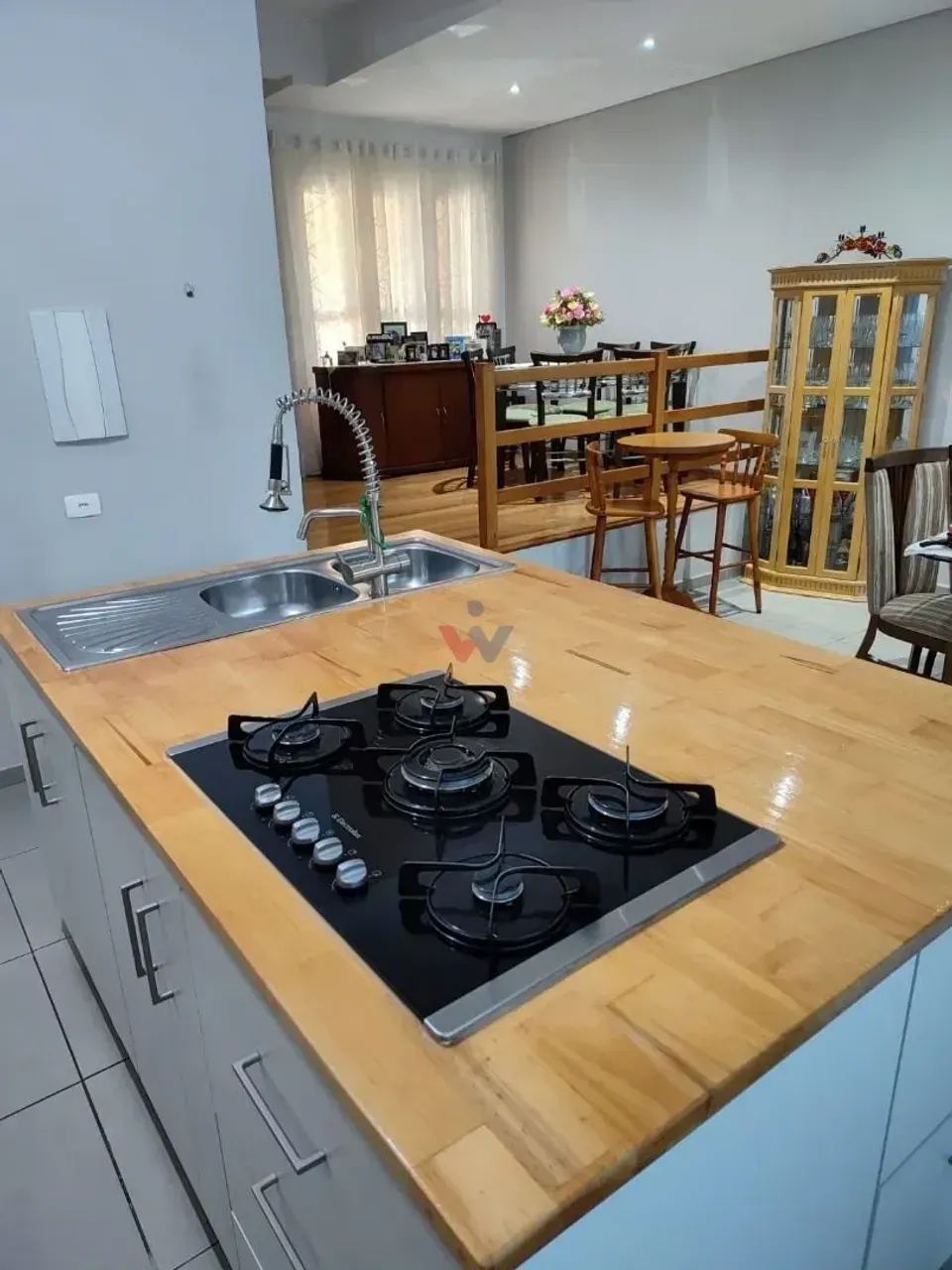 Triplex Moderno de 240m² com 4 Quartos, Ático e Churrasqueira Coberta - Foto 5