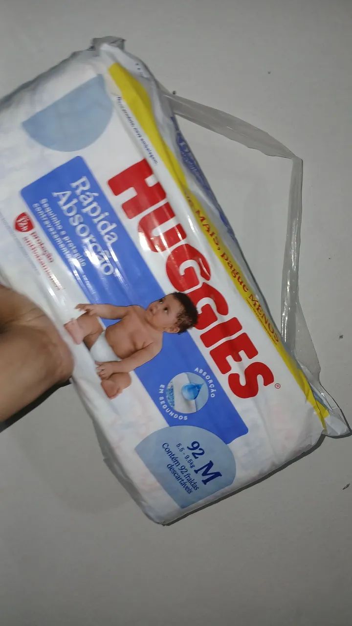Fralda Huggies M 92undo - Foto 2