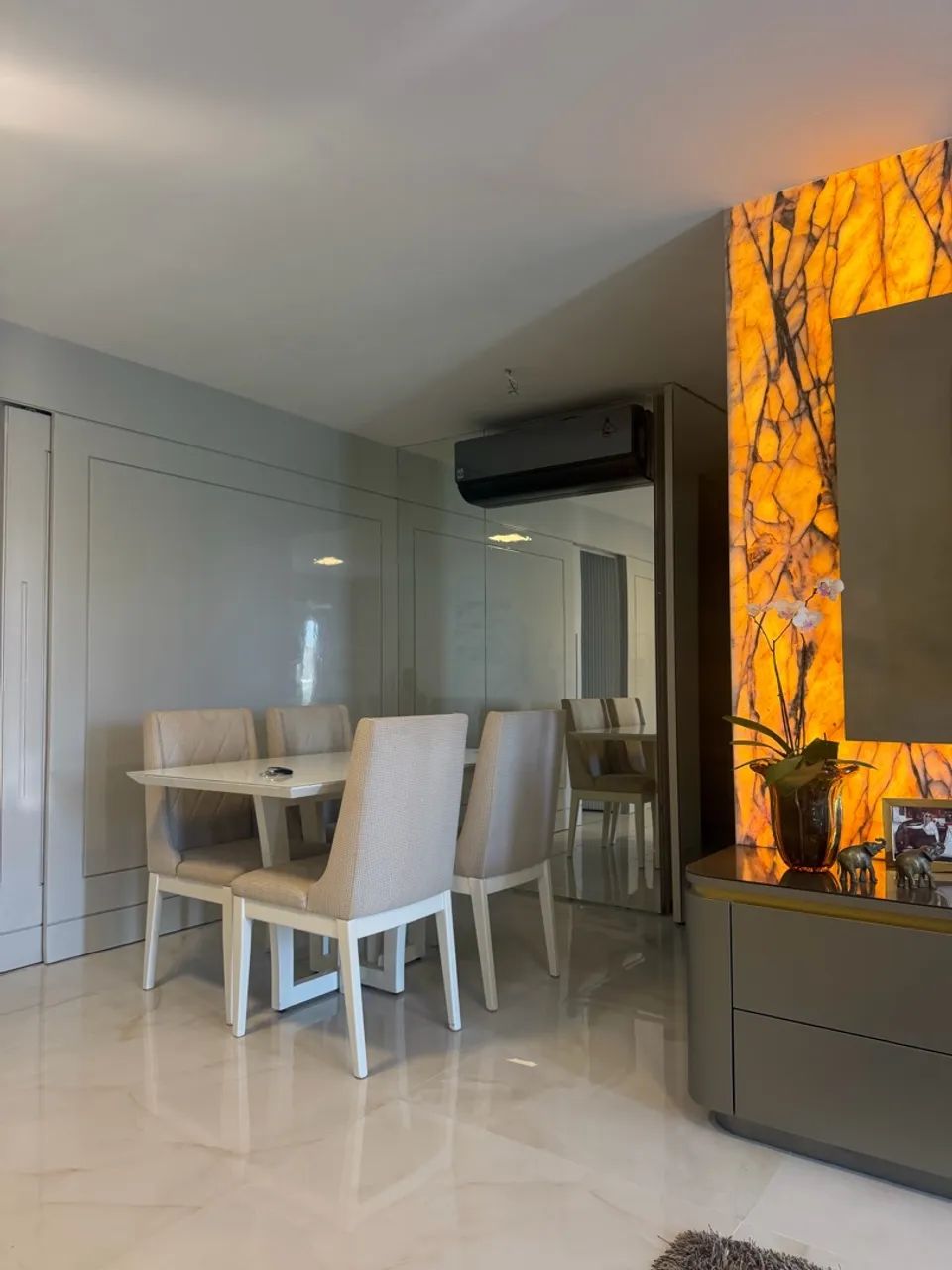 MESA DE JANTAR 