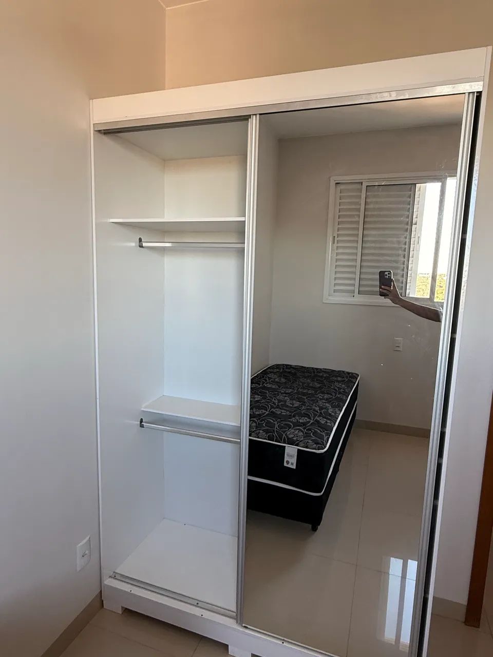 Guarda - Roupas Branco  - Foto 4