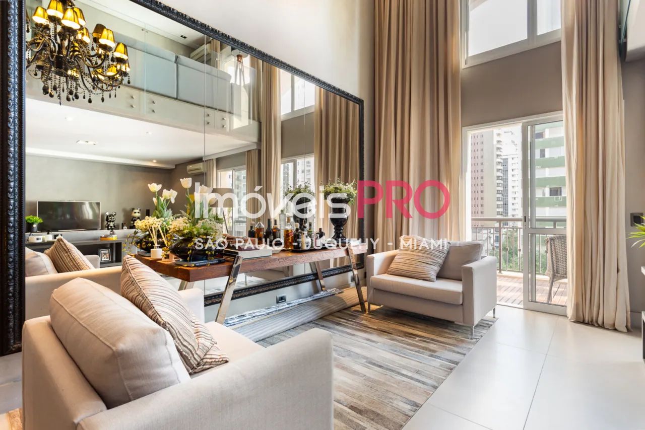 Apartamento duplex em Moema Pássaros com 2 suítes com renda