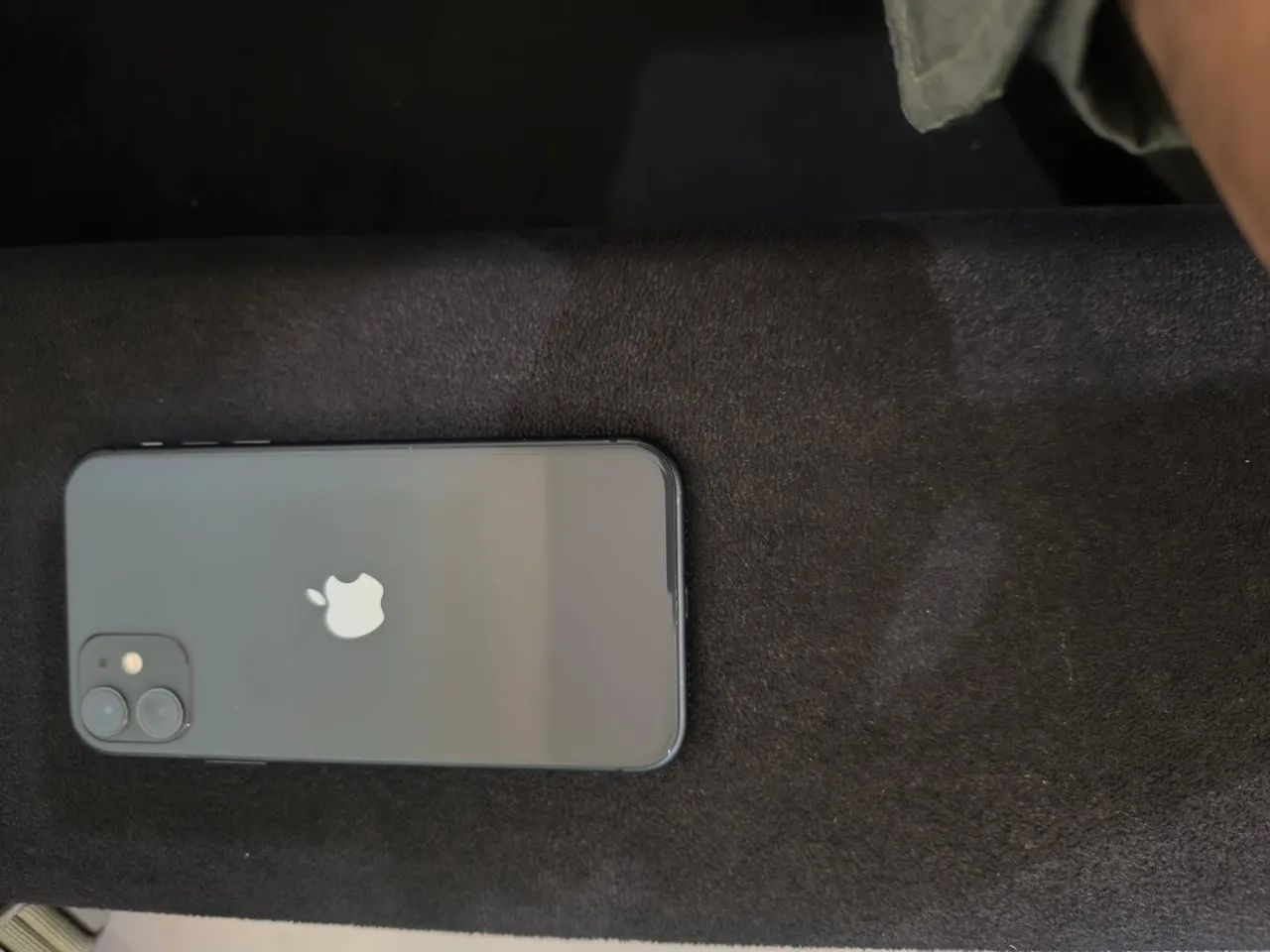 iPhone 11 64g usado ótimo estado 