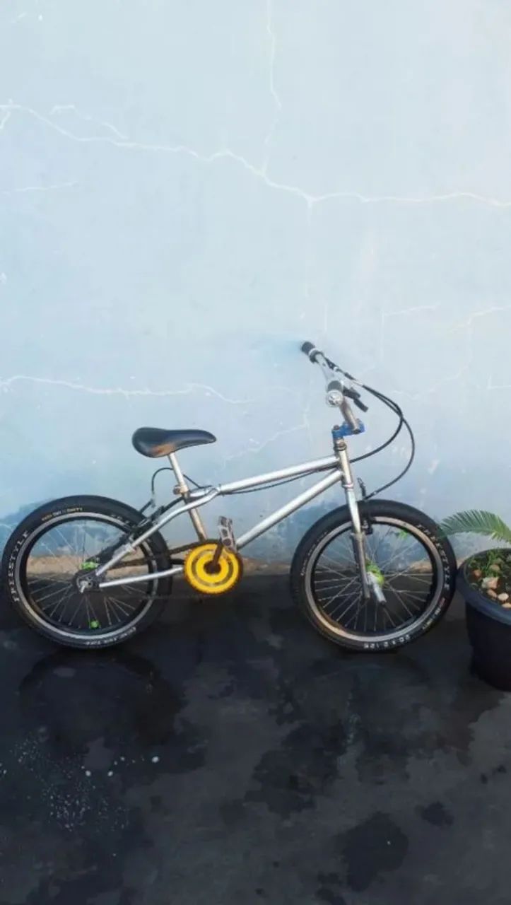 Bicicleta BMX FREESTYLE  - Foto 3