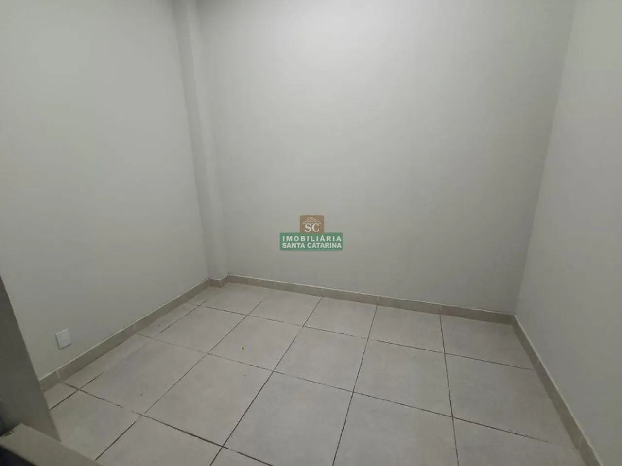 Salão para alugar em Maringá, Zona 07, com 408 m² - Foto 5