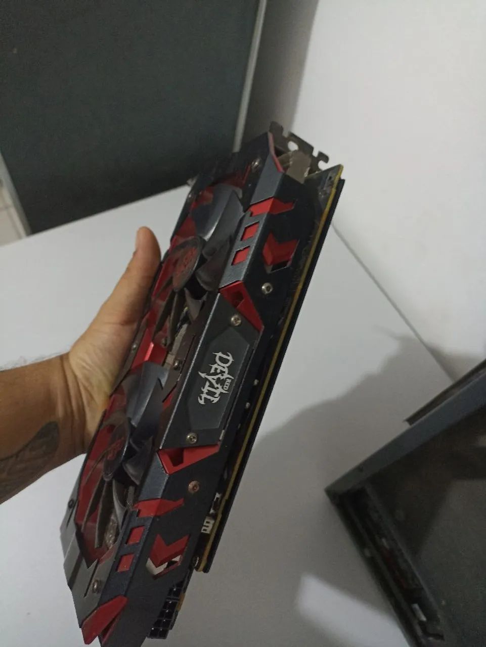Placa de vídeo powercolor Red Devil RX 580 8gb