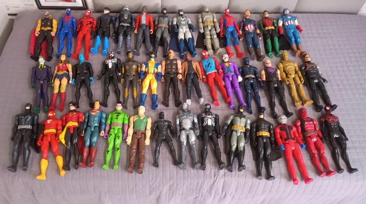Coleção Bonecos Marvel, DC, Star Wars, Total de 41. - Foto 2