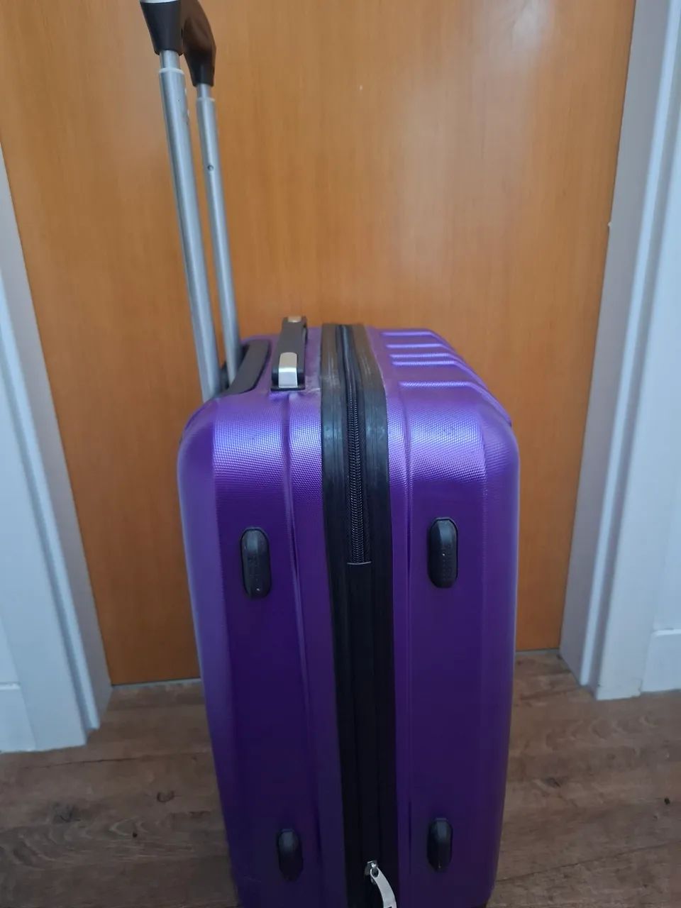 Usada e com defeito - mala pequena viagem - Foto 2