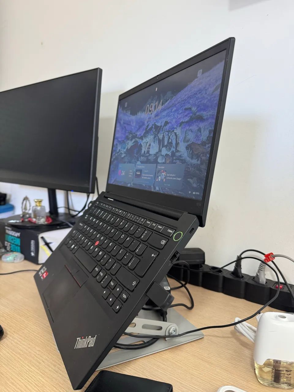Thinkpad E14 