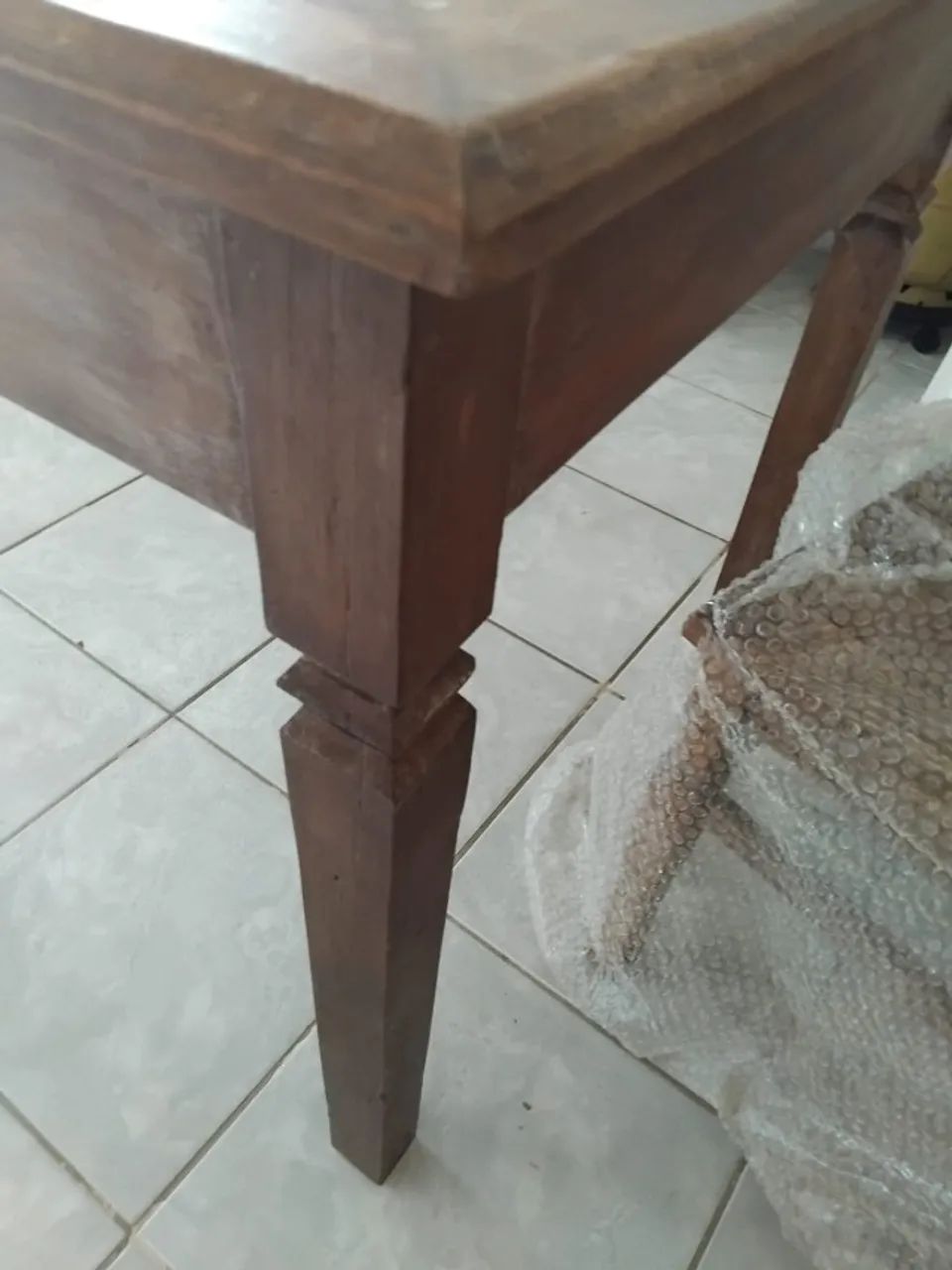 Mesa de jantar 4 cadeiras 