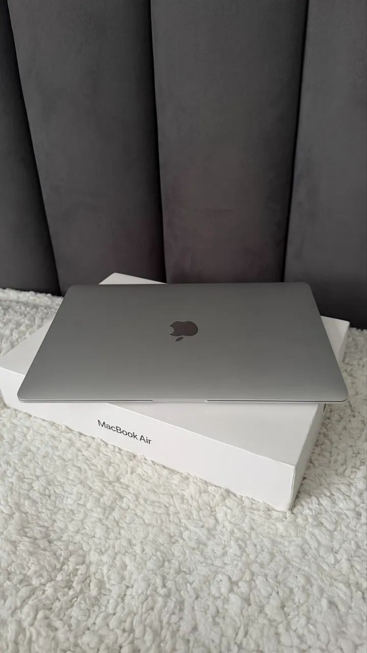 MacBook Air M1 2020 13? - 8GB RAM 256GB SSD + Caixa e Carregador