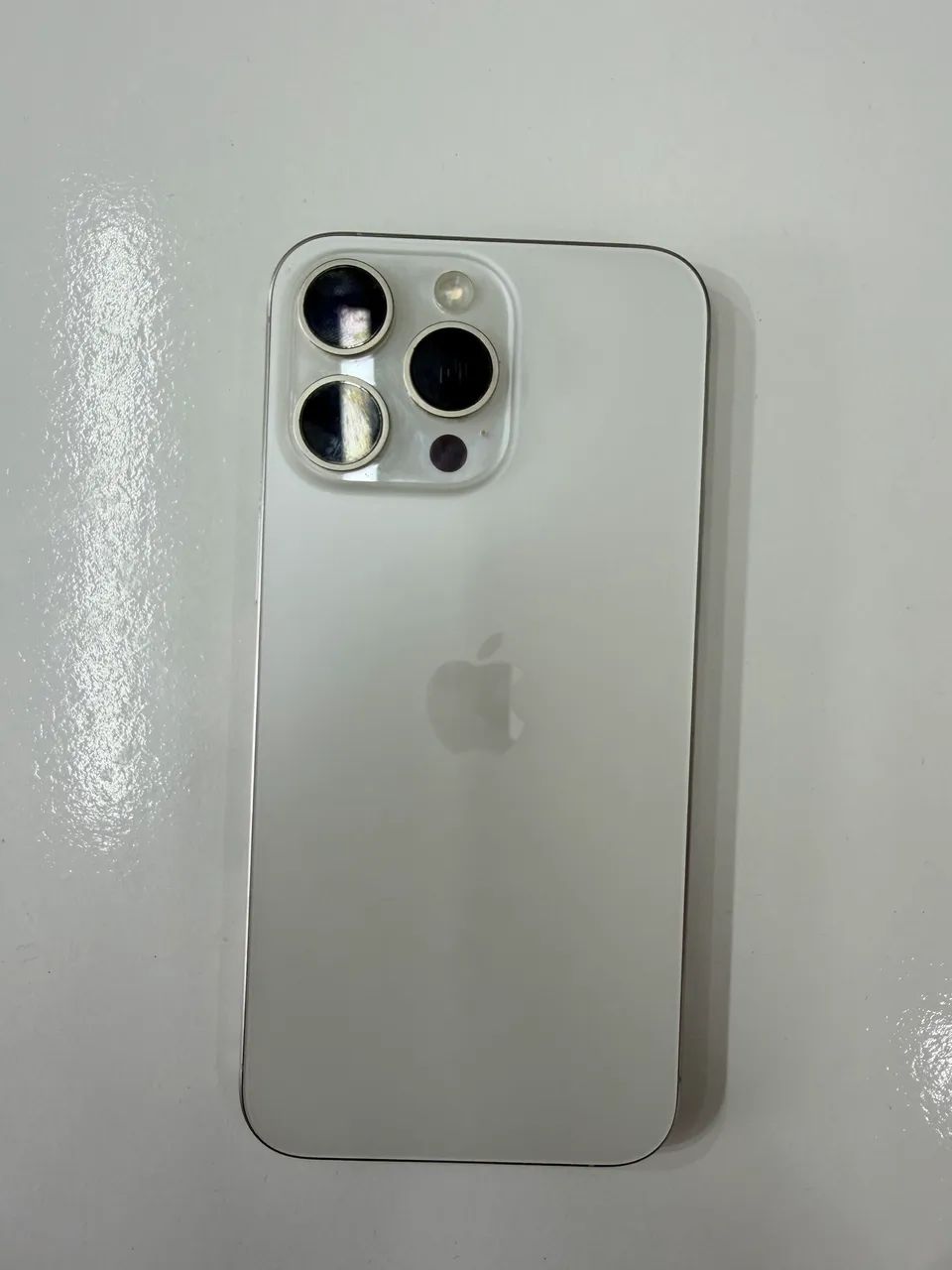 IPhone 15 pro Max e IPhone 11 Pro