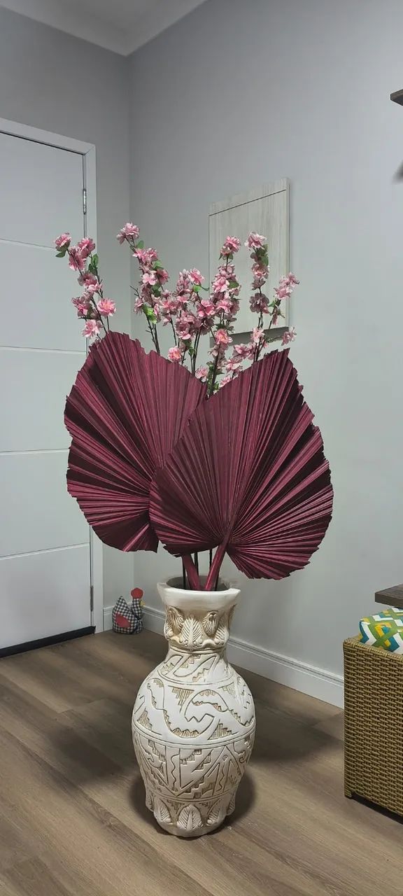 Vaso com plantas, cerejeiras e latania artificial - Foto 2