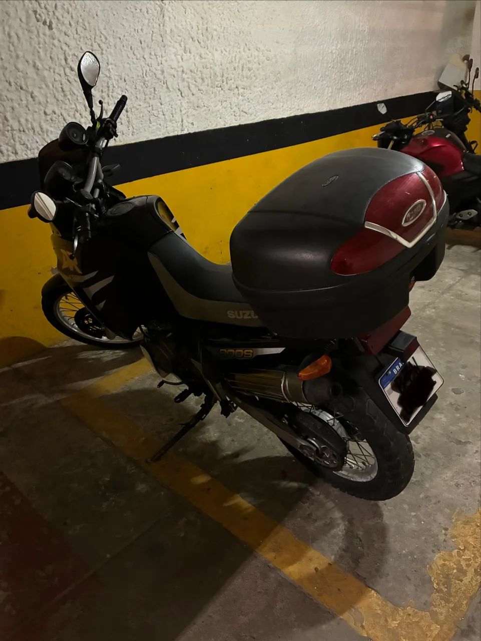 Suzuki DR 800 Preta - Foto 2