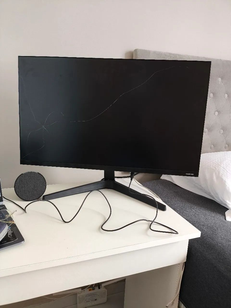 Monitor Samsung 27 polegadas Quebrado + Fonte e Cabo HDMI