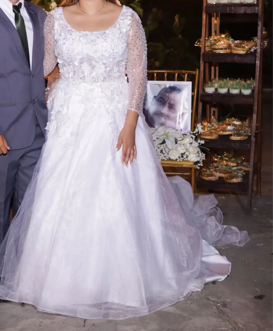 Vestido de noiva com véu  - Foto 3