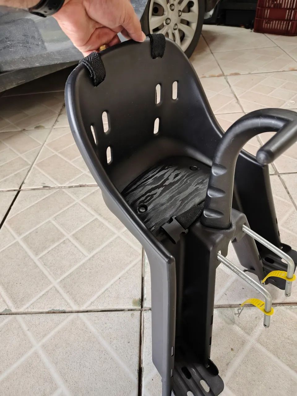 Cadeirinha para bebê de bicicleta. - Foto 4