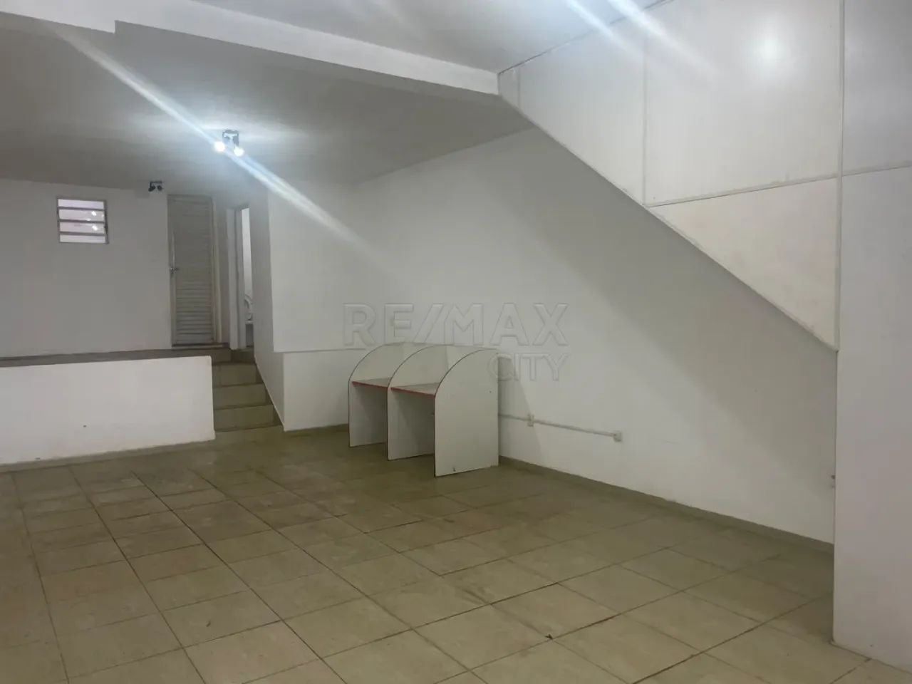 Aluguel - Prédio Comercial, 210m², 2 andares, Centro de Jundiaí - SP - Foto 2