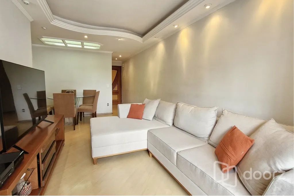 Imóvel na Alberto Savoy com 3 dormitórios e 84m²