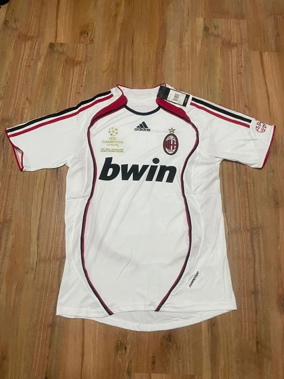 Camisa Milan Retrô Kaká #22 - Foto 2