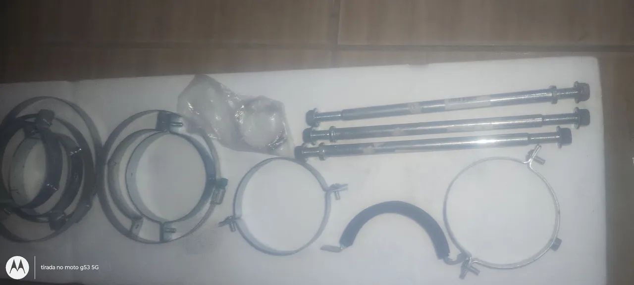 Vendo esse kit de presilhas e eixo . - Foto 2
