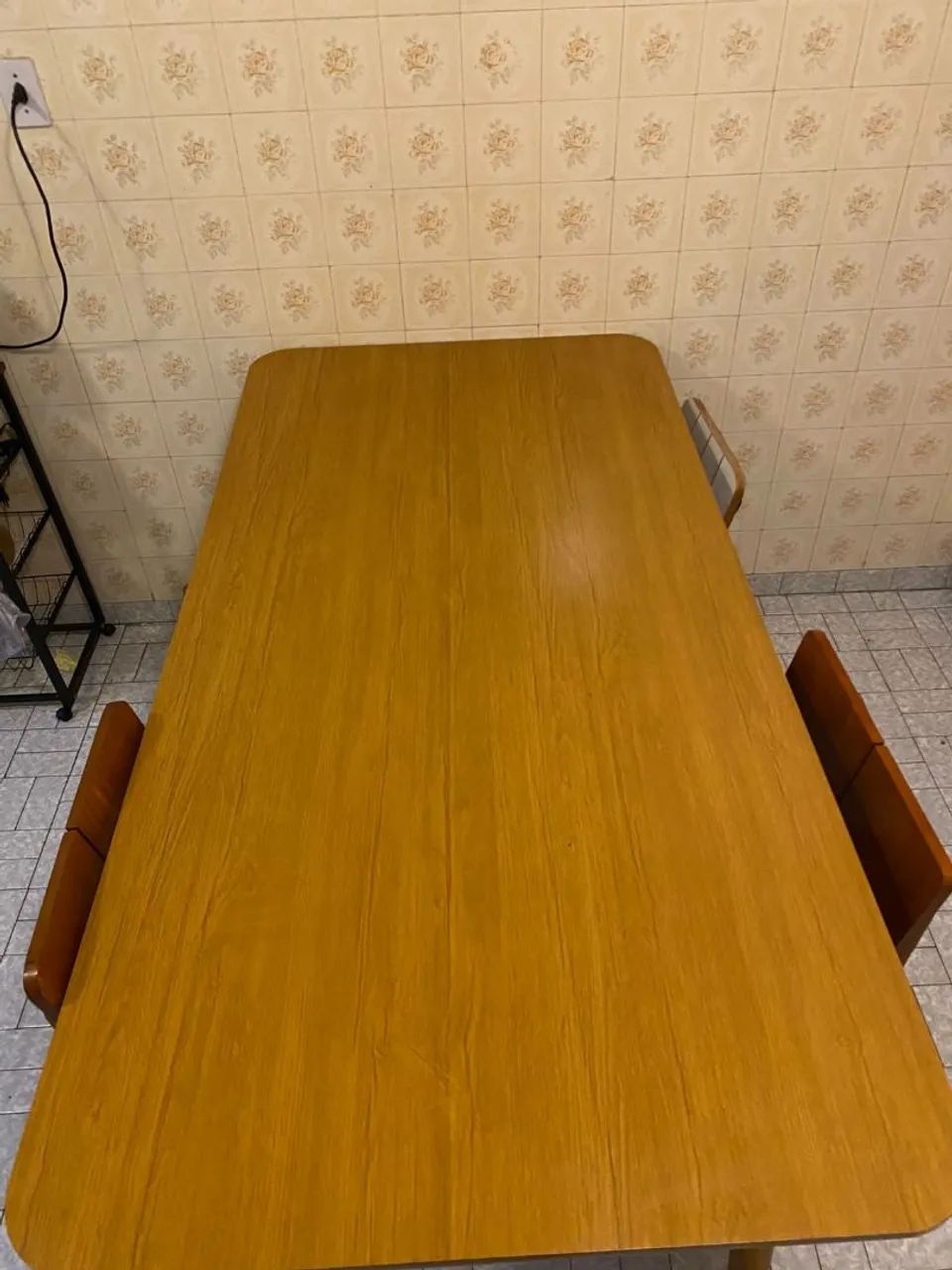 Mesa de madeira 6 lugares  - Foto 3
