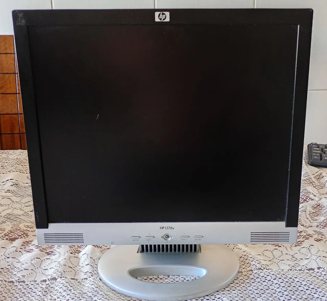 Monitor Hp L176v LCD 17 polegadas - Foto 2