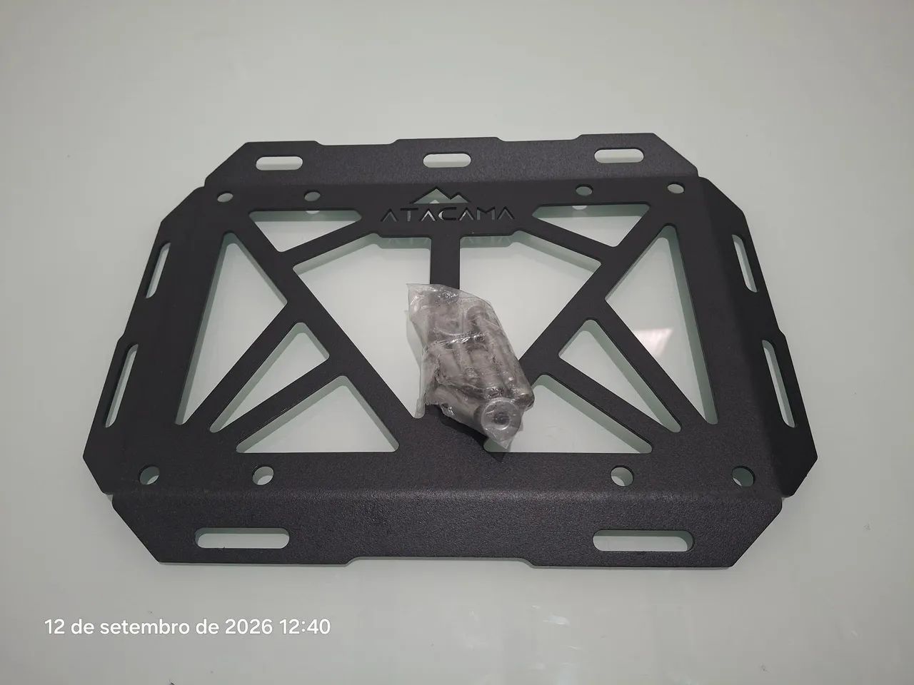 Grelha baú de moto