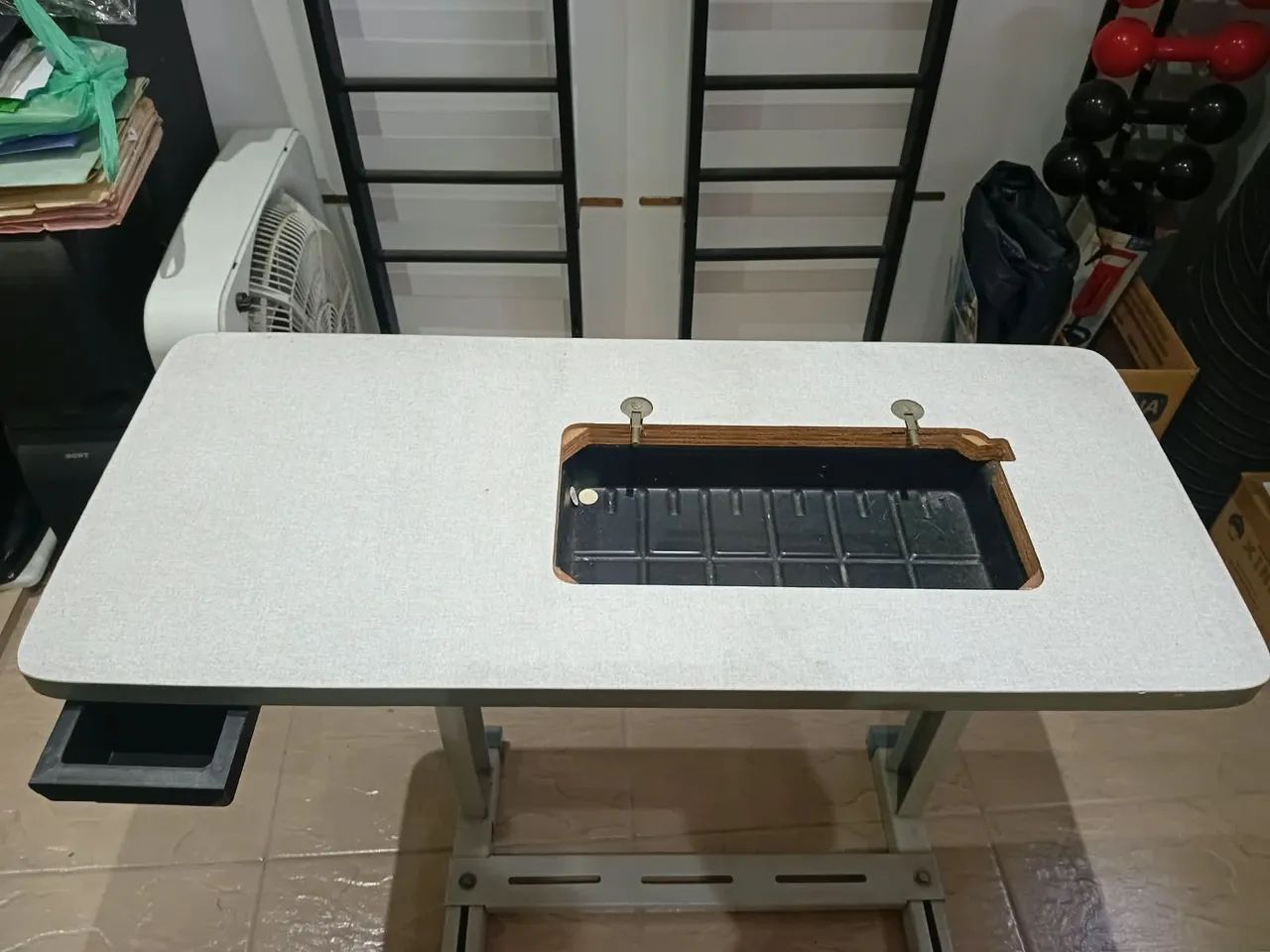 Mesa para maquina de costura