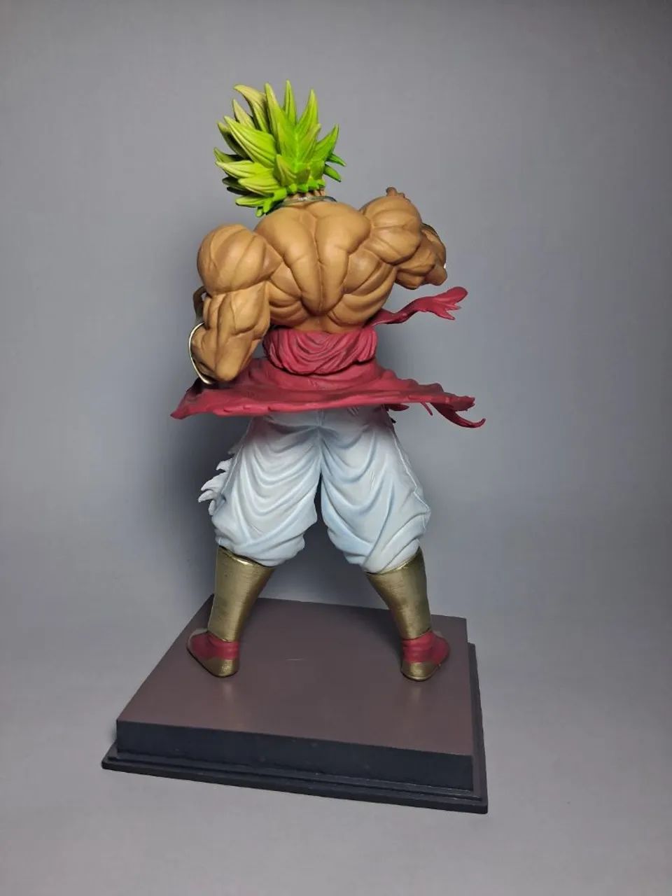 Estatuetas action figure broly e might guy - Foto 4