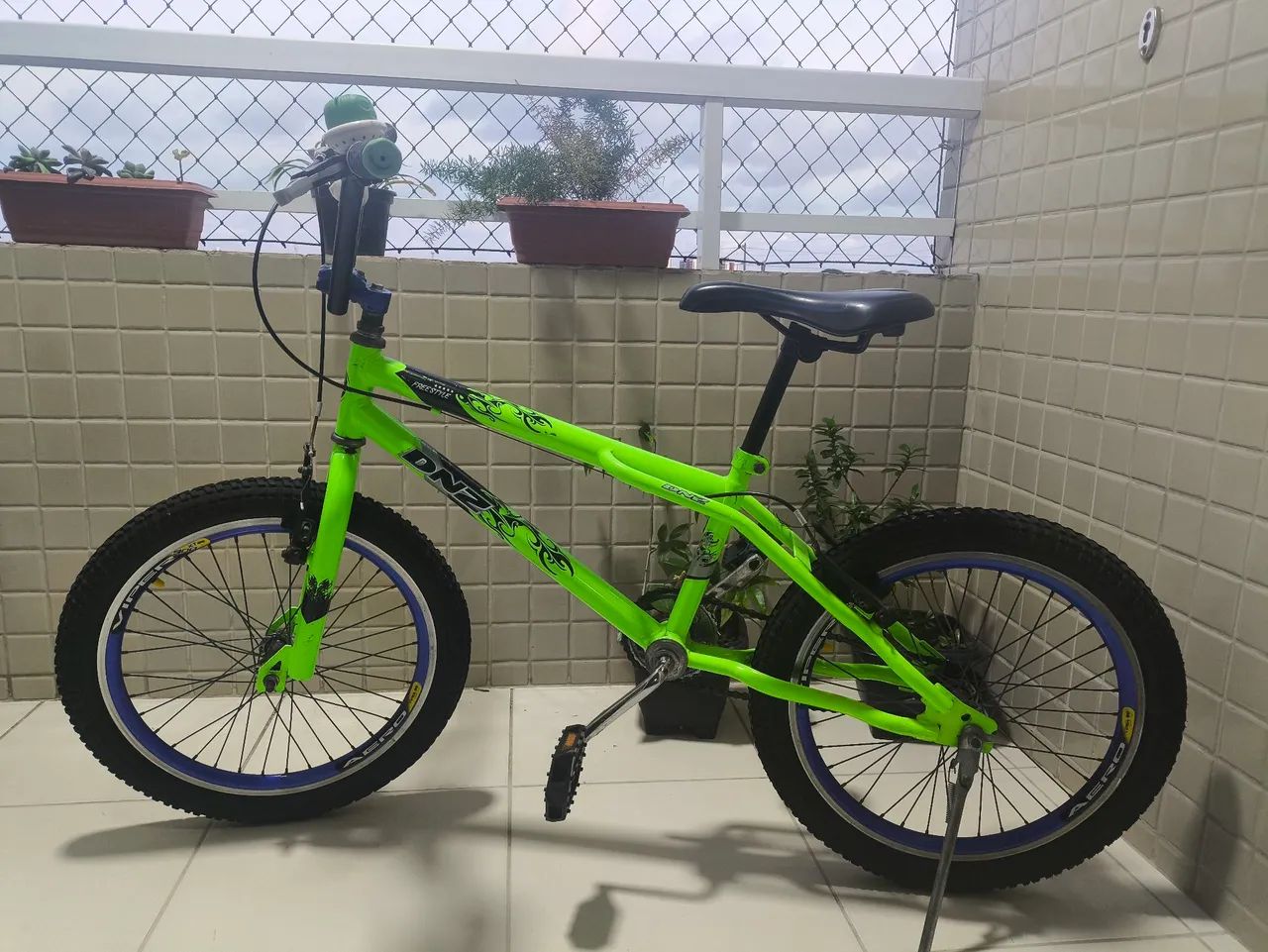 Bicicleta DNZ aro 20